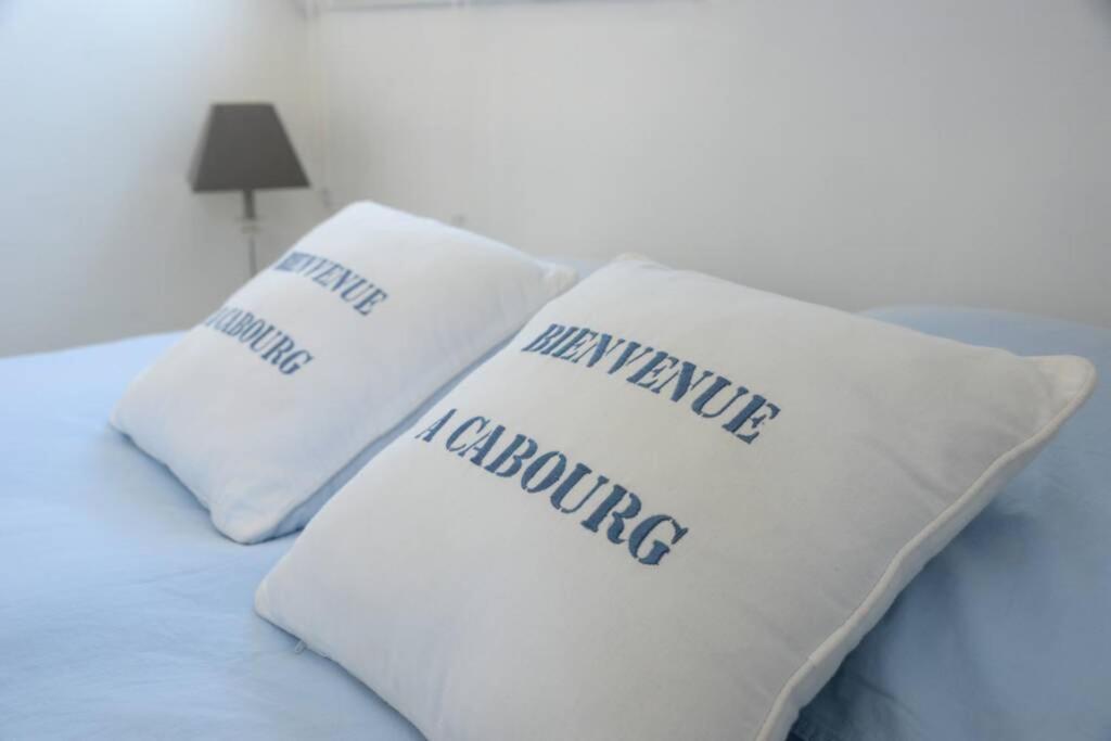 La Maison Bleue Cabourg Exterior photo
